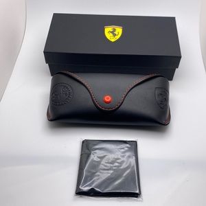 NWOT Ray•Ban Sunglass/Eyeglass Case